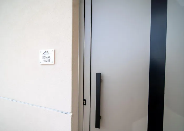 Royal House - Center - Sleeps 8 * Hersonissos (Crete)