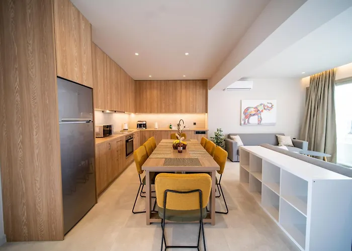 度假居 Royal House - Center - Sleeps 8 *