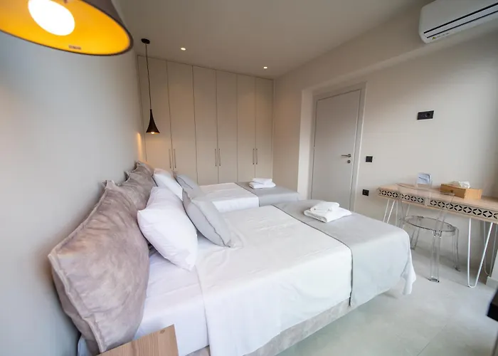 Royal House - Center - Sleeps 8 Hersonissos (Crete)